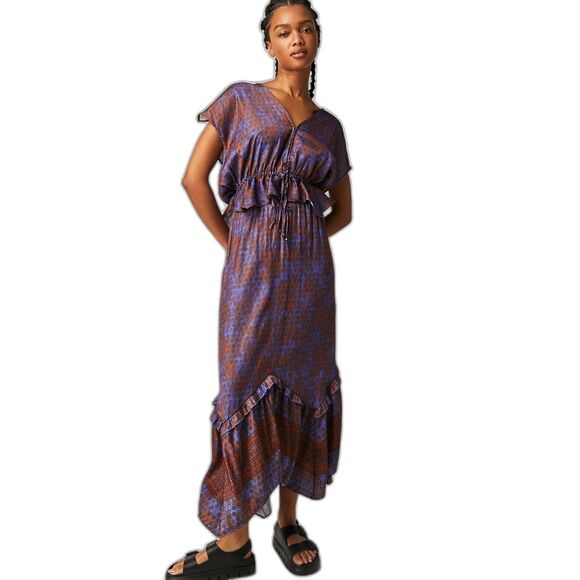 Free People Dresses & Skirts - Free People NWOT Dreambound Maxi Skirt